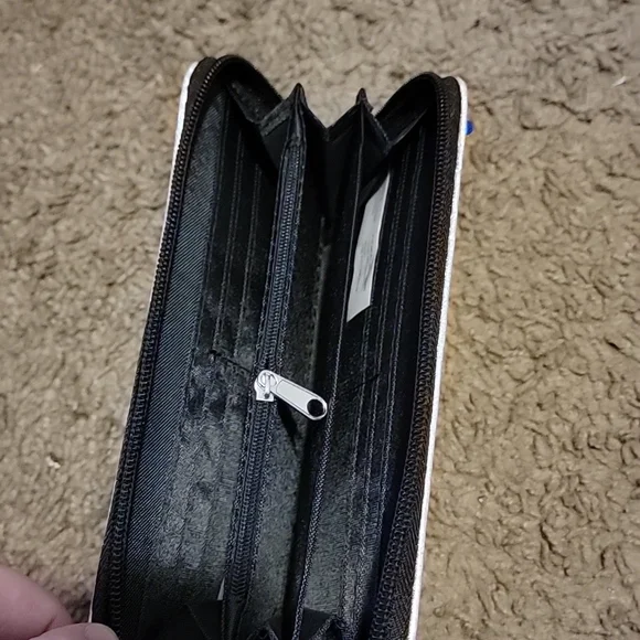 NWT Rainbow Wallet - Picture 3 of 3